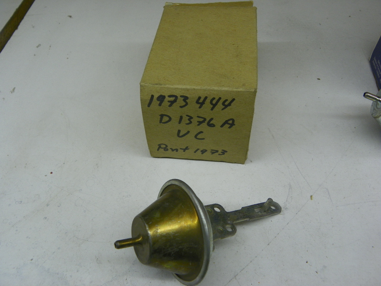 AC Delco 1973444 Distributor Vacuum Advance for 1973 Pontiac V8 restoration. - Image 1