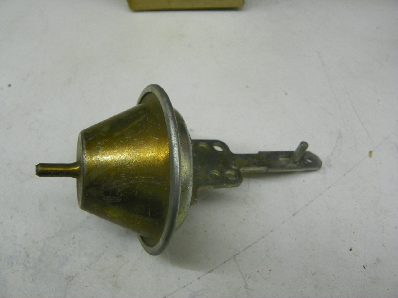 AC Delco 1973444 Distributor Vacuum Advance for 1973 Pontiac V8 restoration. - Image 3