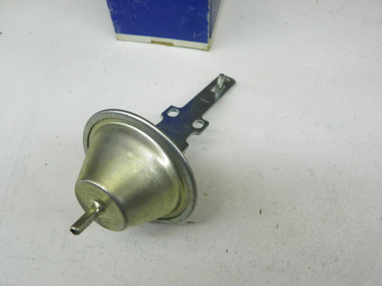Delco Remy 1973492 Vacuum Advance for 1976 Chevy Chevelle Corvette Malibu Monte Carlo restoration. - Image 3