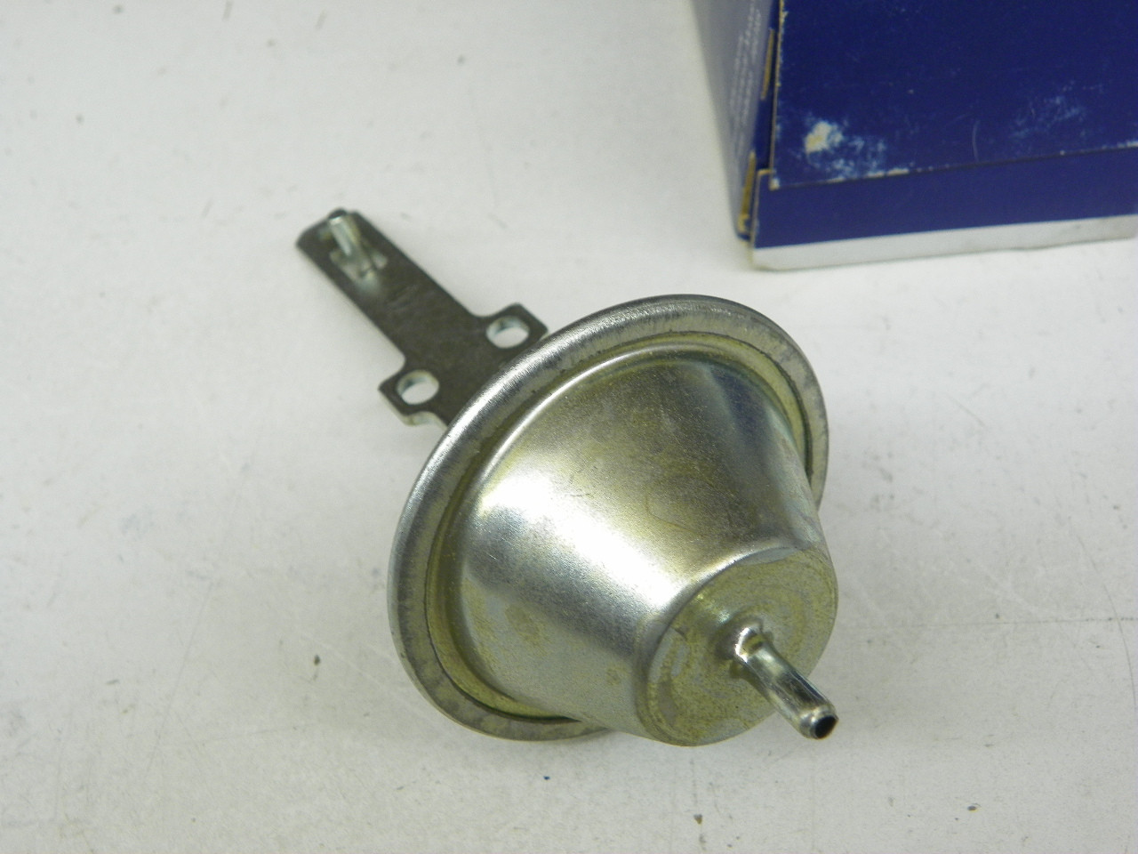 Delco Remy 1-1973517 Distributor Vacuum Advance for 1975-1977 GM Cars Trucks restoration. - Image 3