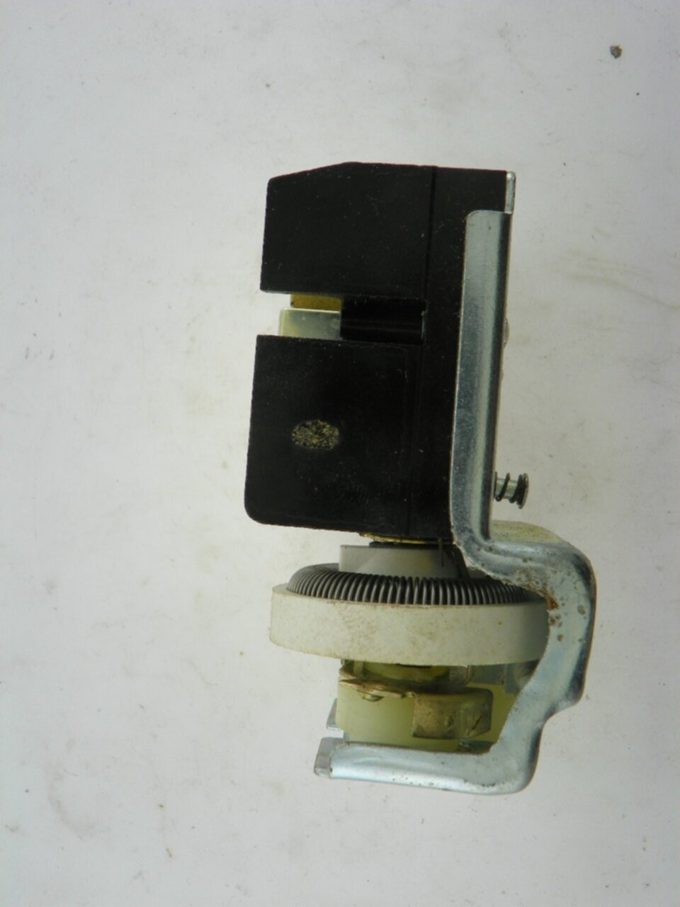 Ford Pinto 1980 Headlight Switch Part No.: SW1603 Ford OEM (E0FZ-11654-A)