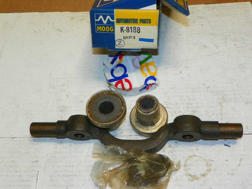 Lincoln 1967-69 NOS Left-Side Upper Control Arm Shaft Kit Moog k8188. Shop vintage car parts at ocpnw.com!