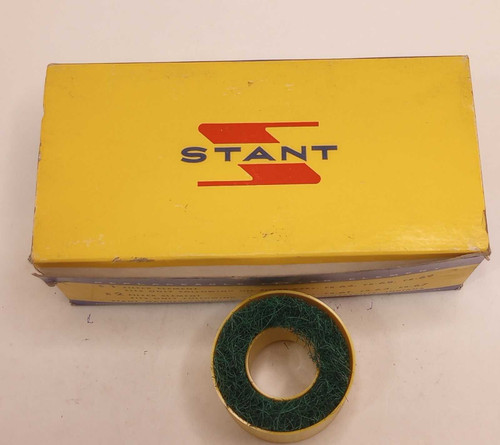 1 pair of Stant Replaceable Filter Element #E2 FR61/63/67 NOS!. Shop vintage car parts at ocpnw.com!