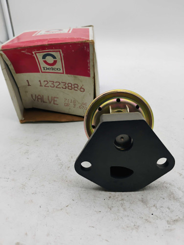 BUICK CADILLAC CHEVROLET GMC OLDSMOBILE PONTIAC 1986-1992 NOS AC Delco EGR Valve 12323886 17052700