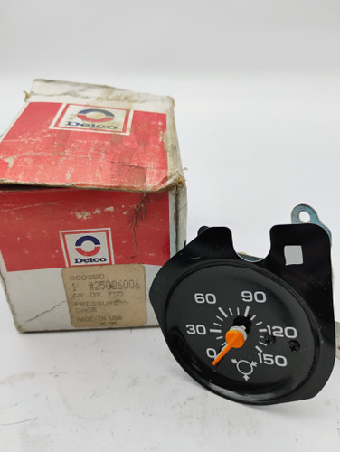 Delco 25026006 Pressure Gauge Gage NOS Made in USA. Shop vintage car parts at ocpnw.com!