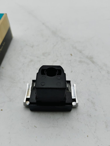 GM 25520539 Squeeze Latch NOS Made in USA