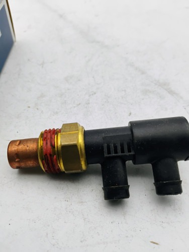 Delco 22536551 Fuel Intake Manifold Valve 212-122 NOS Made in USA