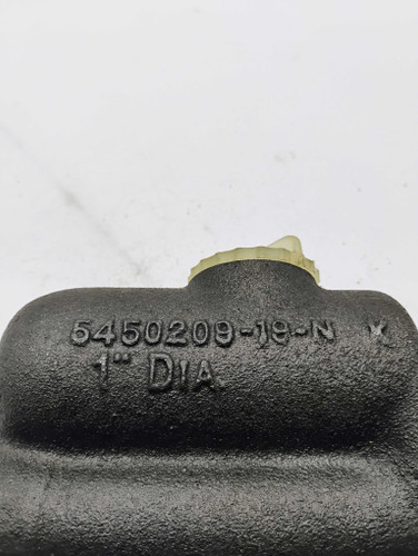 1939-56 Olds Pont Delco Moraine Casting #5450209 Master Cylinder 5454556 NOS Made in USA