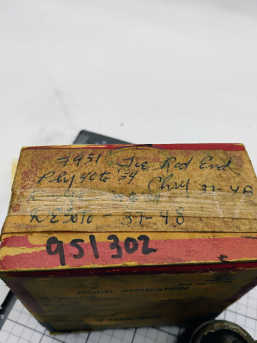 Chrysler 1940-48 Mopar 951302 Tie Rod End Pkg NOS Made in USA