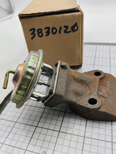 CHRYSLER DODGE JEEP PLYMOUTH 1975-1979 NOS Mopar EGR Valve 3830120 4095401