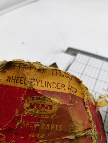 New Old Stock MOPAR Drum Brake Wheel Cylinder 1117801 For DODGE PLYMOUTH 49-56