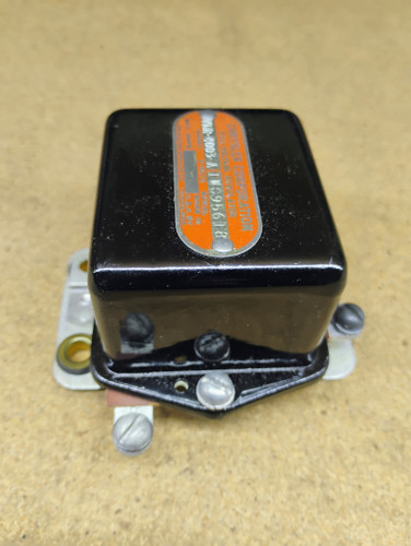 Chrysler Parts VRR-4003A Regulator NOS Made in USA