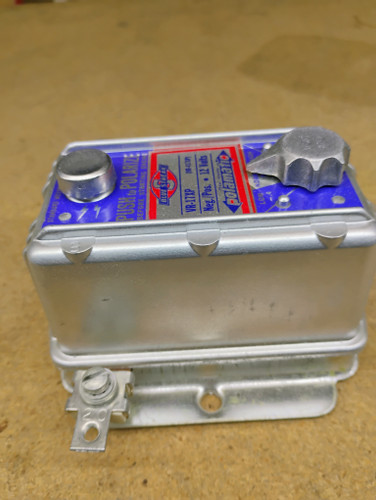 Standard VR417XP Voltage Regulator 12V Universal Ground NORS Made in USA