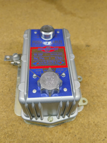 Standard VR15XP Voltage Regulator NORS Made in USA