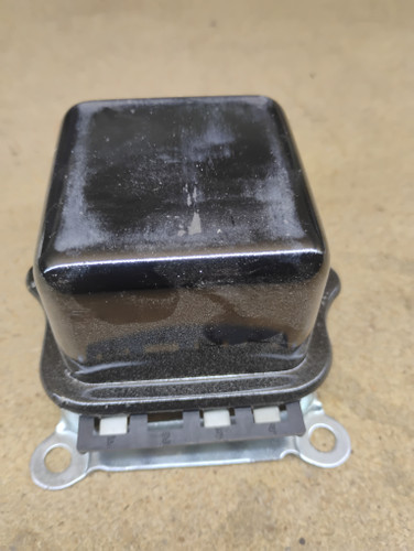 604300 Voltage Regulator NORS Made in USA