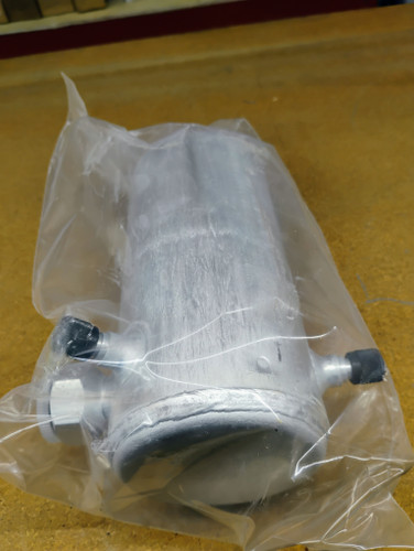 AC Accumulator Tank 34204 for 77-84 Chevy C10 K10 C20 K20 Truck Suburban