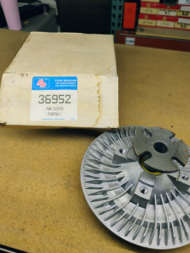 Standard Rotation Thermal Fan Clutch 36952 for 60s-80s GM AMC Chrysler Trucks