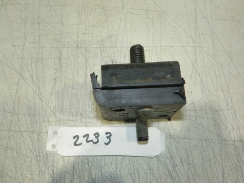 Doan 2233 Motor Mount for 1961-1962 Ford Galaxie Custom Ranch Wagon 6-Cyl LH restoration.