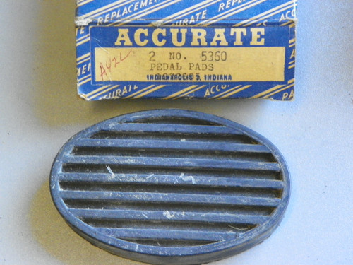 Accurate 5360 Oval Brake Clutch Pedal Pad 1936-1948 Lincoln Zephyr NORS