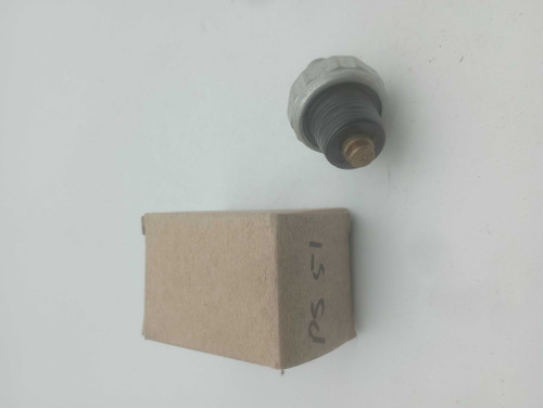 NOS Standard Oil Pressure Switch PS51 FAST SHIPPING. Shop vintage car parts at ocpnw.com! NOS Standard Oil Pressure Switch PS51 FAST SHIPPING. Shop vintage car parts at ocpnw.com!