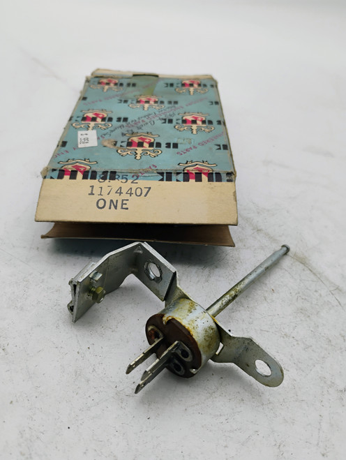 1957 Buick 1174407 Heater Defroster Blower Switch NOS Made in USA 1957 Buick 1174407 Heater Defroster Blower Switch NOS Made in USA