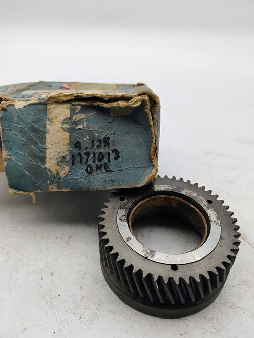 1956-58 Buick 1171013 Auto Transmission Sun Gear and Bushing NOS Made in USA 1956-58 Buick 1171013 Auto Transmission Sun Gear and Bushing NOS Made in USA