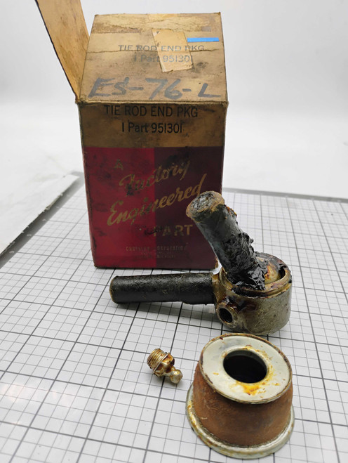 Mopar 951301 Tie Rod End Pkg (ES76L) NOS Made in USA Mopar 951301 Tie Rod End Pkg (ES76L) NOS Made in USA