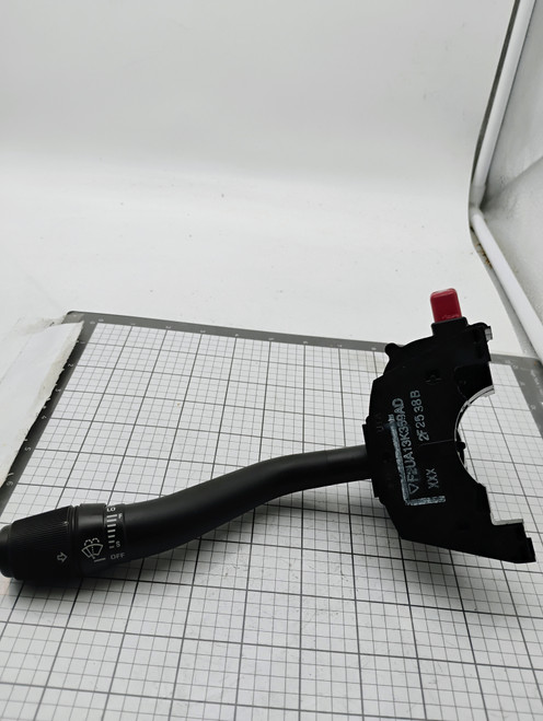 Ford Econoline 1992 F2UZ-13K359-A Multifunctional Turn Signal Switch NOS Made in USA Ford Econoline 1992 F2UZ-13K359-A Multifunctional Turn Signal Switch NOS Made in USA