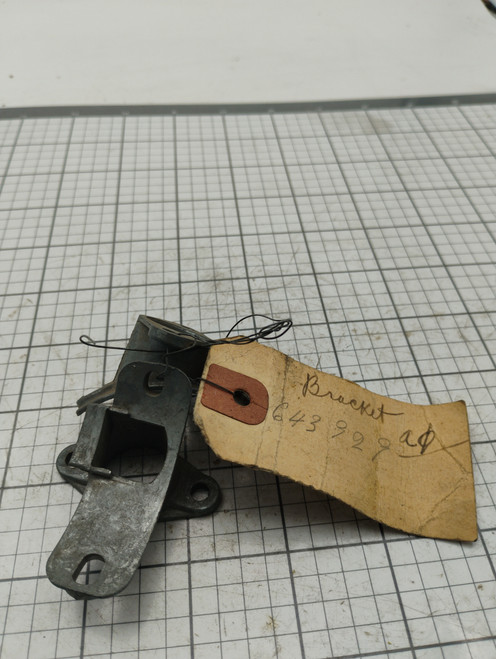 Chrysler DPD 1935-41 643929 Vacuum Advance Mount Bracket NOS Made in USA