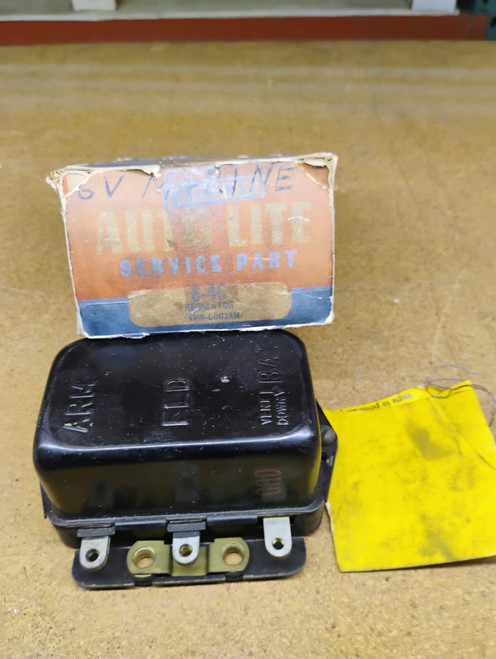 Auto-Lite VRW-6003AM Voltage Regulator 12V Military Industrial NOS