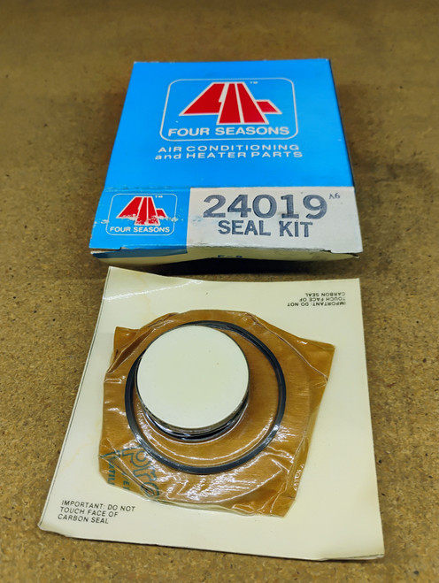 Four Seasons 24019 Heater Fitting NORS Made in USA Four Seasons 24019 Heater Fitting NORS Made in USA