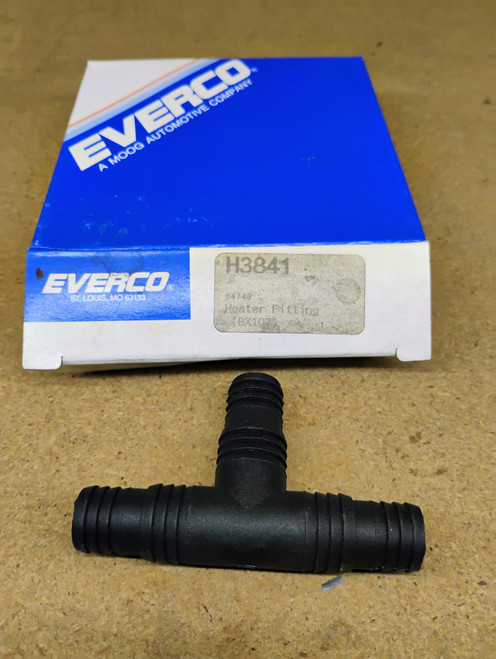 Everco H3841 Heater Fitting NORS Made in USA Everco H3841 Heater Fitting NORS Made in USA