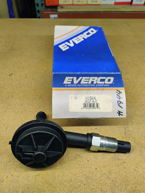 Everco H1944 Vacuum Valve NORS Made in USA Everco H1944 Vacuum Valve NORS Made in USA