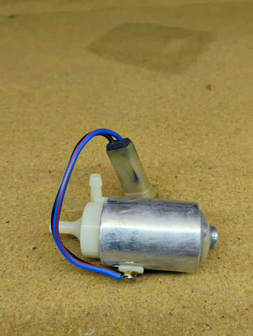 Everco 2674 Windshield Washer Pump NORS Made in USA