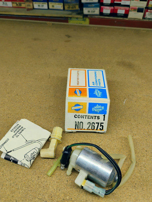 Everco 2675 Windshield Washer Pump NORS Made in USA