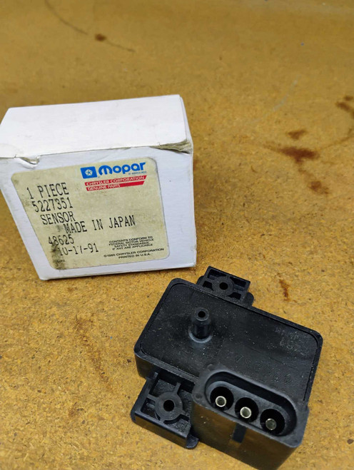 Mopar 5227351 MAP Manifold Absolute Pressure Sensor NOS 1987-1991 Dodge Plymouth