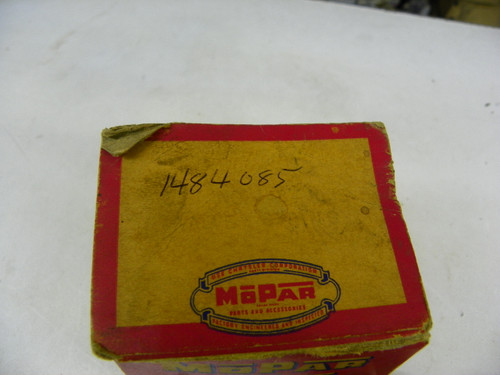 Mopar 1484085 Valve Springs for vintage auto restoration. - Image 2