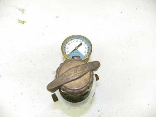 Union Carbide R-412 Prest-O-Lite Gas Regulator for vintage welding equipment restoration. - Image 2