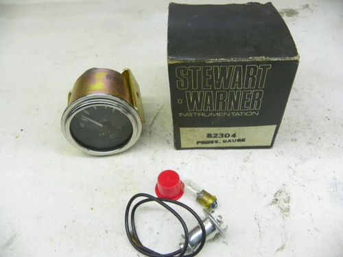 Stewart Warner 82304 Oil Pressure Gauge 0-80 PSI for vintage vehicle restoration - Image 1