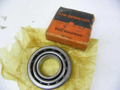 New Departure 909762 Ball Bearing for vintage auto restoration. - Image 1