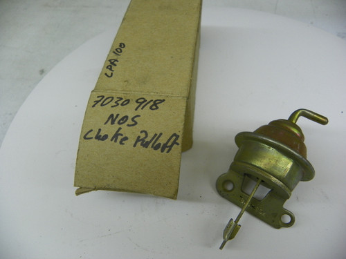 GM Rochester 7030918 Choke Pulloff for 1968-1970 Chevrolet Pontiac Oldsmobile Buick Quadrajet restoration. - Image 1