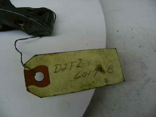 NOS OEM Ford D2FZ-6019-B Engine Front Cover Seal Housing for 1971-1974 Pinto Capri 2.0L OHC restoration. - Image 2