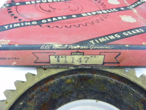 Republic 11147 Timing Gear NORS for engine synchronization restoration. - Image 2