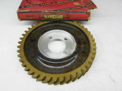 Republic 11147 Timing Gear NORS for engine synchronization restoration. - Image 1