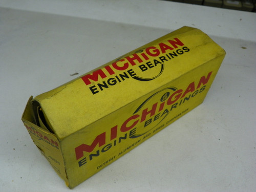 Michigan 1095 P .001 Crankshaft Main Bearings NORS for Mopar B-Block V8 1958-1978 restoration. - Image 1