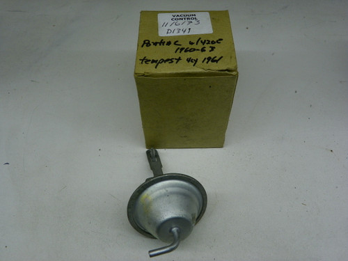 Delco Remy 1116173 Vacuum Advance for 1961-1963 Pontiac Tempest 4 Cyl restoration. - Image 1