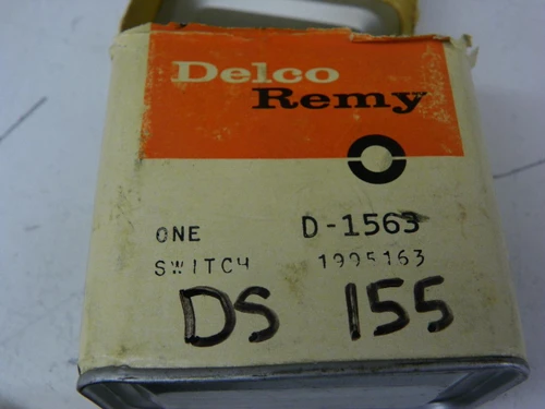 Delco Remy D-1563 Headlight Switch NOS for vintage automotive restoration. - Image 2