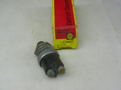 Detroit Diesel 1996097 Push-Button Starter Switch for International Harvester UD-236 UD-282 engine restoration. - Image 1