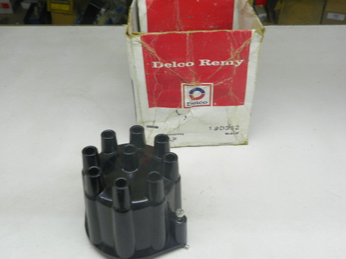 Delco Remy D352 Distributor Cap for restoration. - Image 1
