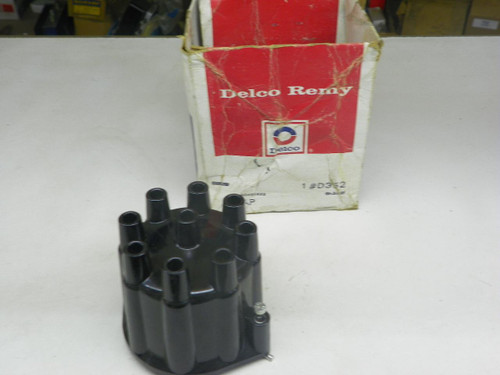 Delco Remy D352 Distributor Cap for restoration. - Image 1